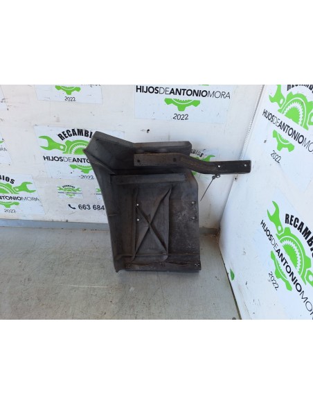 [101659] GUARDABARROS FIJO CABINA DERECHO - NISSAN CABSTAR 01.04 - (01/2004 - 01/2006)