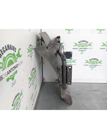 [102416] GUARDABARROS FIJO CABINA DERECHO - RENAULT MIDLUM (01/2000 - 12/2013)