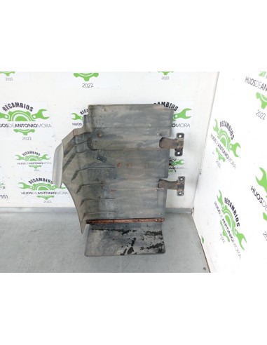 [102537] GUARDABARROS FIJO CABINA DERECHO -...