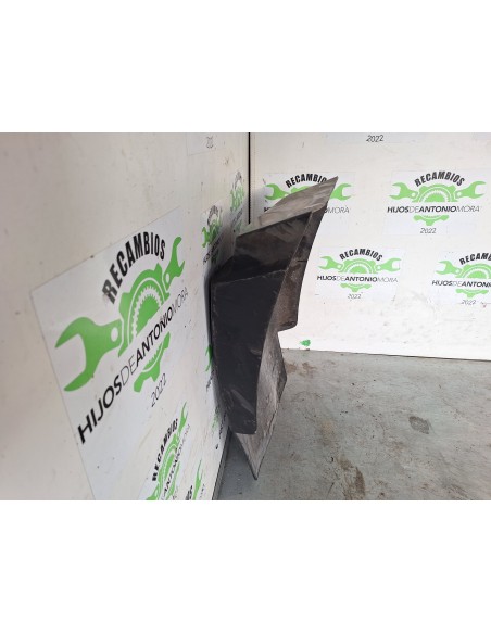 [105175] GUARDABARROS FIJO CABINA DERECHO - MERCEDES 914