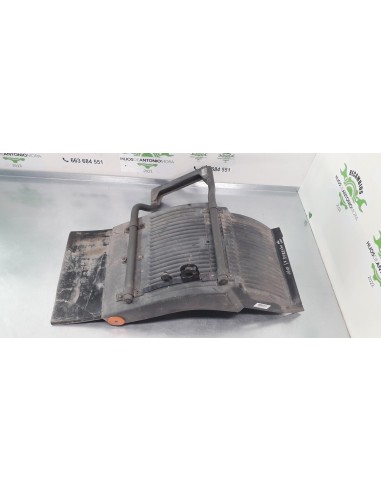 [95040] GUARDABARROS FIJO CABINA DERECHO -...