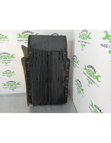 [97845] GUARDABARROS FIJO CABINA DERECHO - MAN...