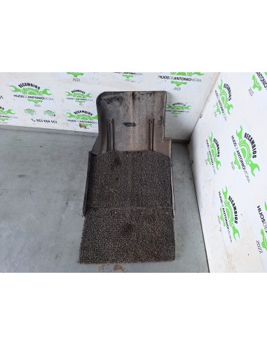 [105655] GUARDABARROS FIJO CABINA IZQUIERDO -...