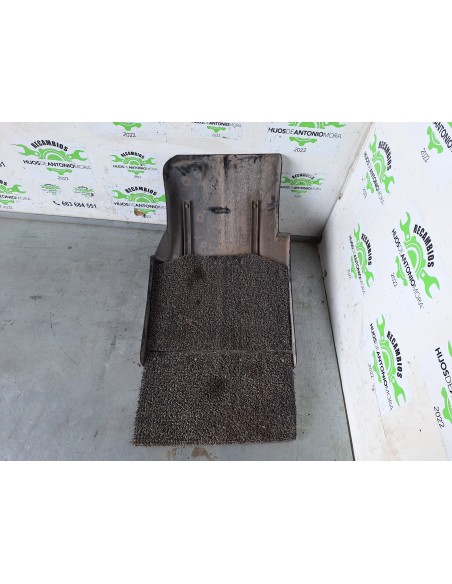 [105655] GUARDABARROS FIJO CABINA IZQUIERDO - DAF SERIE XF EURO 6 (01/2013 - ...)