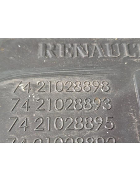 [99649] GUARDABARROS FIJO CABINA IZQUIERDO - RENAULT PREMIUM ROUTE -2006 (01/2005 - 01/2013)