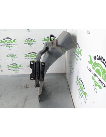 [102417] GUARDABARROS FIJO CABINA IZQUIERDO - RENAULT MIDLUM (01/2000 - 12/2013)