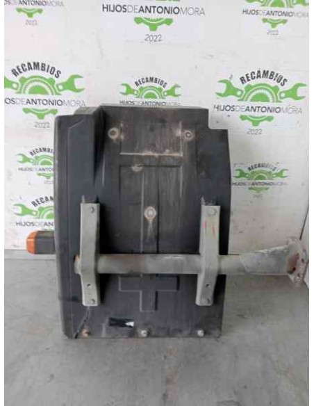 [102700] GUARDABARROS FIJO CABINA IZQUIERDO - IVECO EUROCARGO TECTOR (01/2001 - 12/2003)