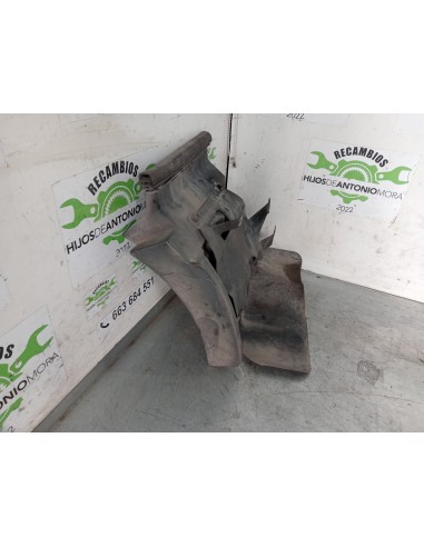 [105979] GUARDABARROS FIJO CABINA IZQUIERDO -...