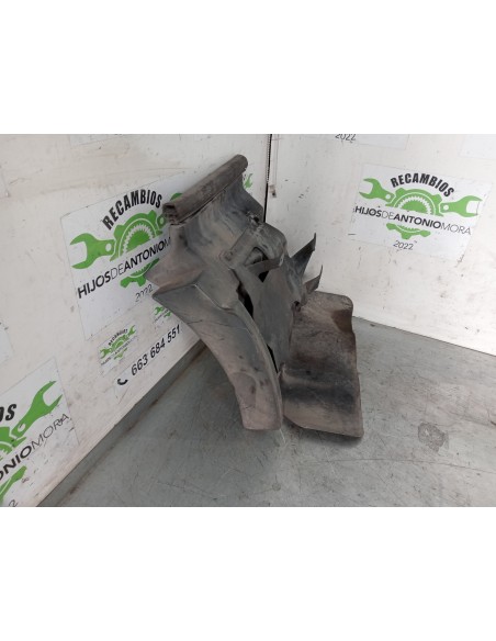 [105979] GUARDABARROS FIJO CABINA IZQUIERDO - NISSAN NT400 CABSTAR (01/20214-) (01/2014 - ...)