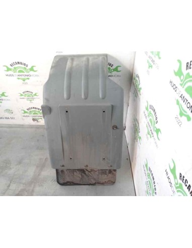 [106409] GUARDABARROS FIJO CABINA IZQUIERDO -...