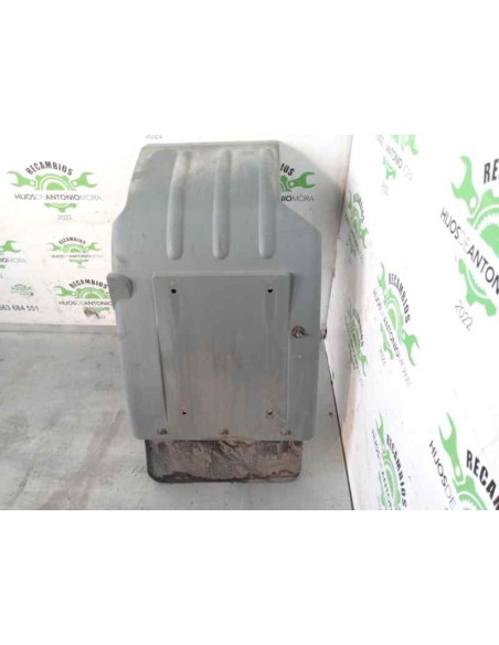 [106409] GUARDABARROS FIJO CABINA IZQUIERDO - DAF SERIE LF55.XXX DESDE 06