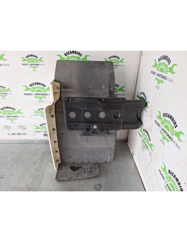 [106566] GUARDABARROS FIJO CABINA IZQUIERDO -...