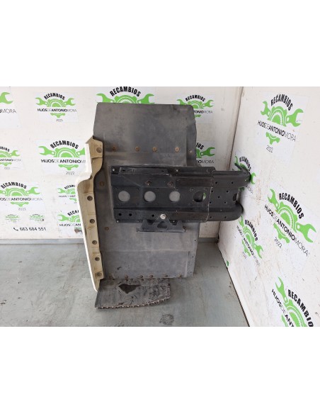 [106566] GUARDABARROS FIJO CABINA IZQUIERDO - MAN TGX 18.XXX (01/2007 - 12/2017)