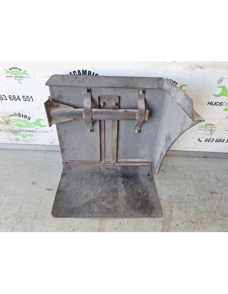 [91795] GUARDABARROS FIJO CABINA IZQUIERDO - NISSAN ECO - T 100.45/78 KW/E2 (01/1996 - ...)