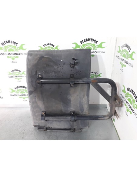 [97695] GUARDABARROS FIJO CABINA IZQUIERDO - MAN 12.224