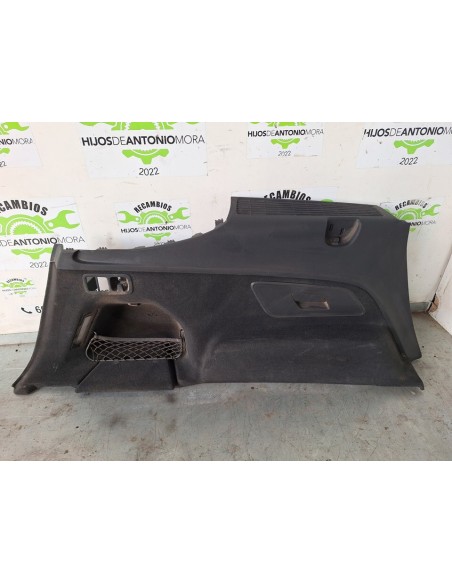 [104245] GUARNECIDO IZQUIERDO MALETERO - AUDI Q7 (4M) (01/2015 - 12/2019)