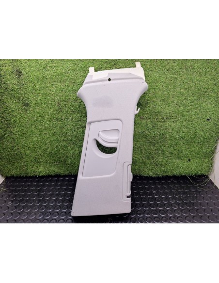 [101565] GUARNECIDO PILAR DERECHO - AUDI Q7 (4M) (01/2015 - 12/2019)