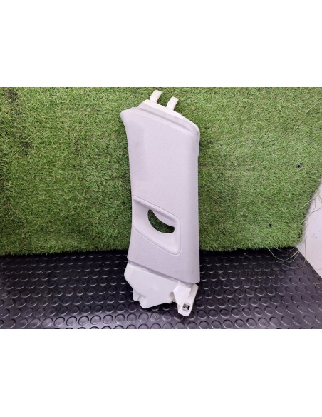 [101562] GUARNECIDO PILAR DERECHO - AUDI Q7 (4M) (01/2015 - 12/2019)