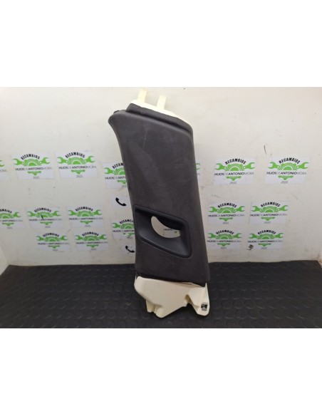 [103822] GUARNECIDO PILAR DERECHO - AUDI Q7 (4M) (01/2015 - 12/2019)