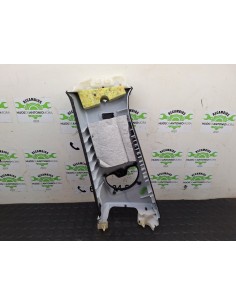 [103825] GUARNECIDO PILAR DERECHO - BMW SERIE 3 COUPE (E36)