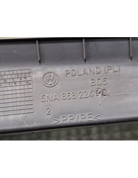 [102127] GUARNECIDO PILAR DERECHO - VOLKSWAGEN TIGUAN