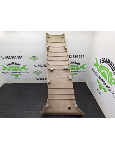 [101028] GUARNECIDO PILAR DERECHO - TOYOTA LAND...