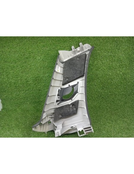 [96512] GUARNECIDO PILAR DERECHO - VOLKSWAGEN TOUAREG (01/2018 - ...)