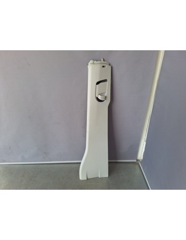 [102169] GUARNECIDO PILAR DERECHO - VOLKSWAGEN...