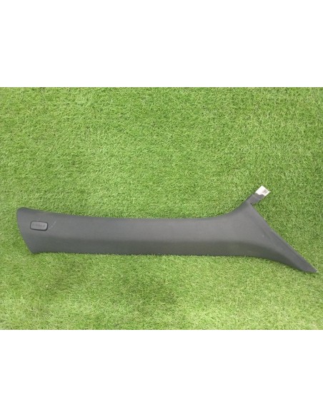 [96527] GUARNECIDO PILAR DERECHO - AUDI A8 (D2) (01/1994 - 01/1999)