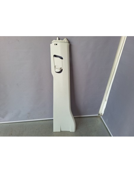 [102161] GUARNECIDO PILAR IZQUIERDO - VOLKSWAGEN CRAFTER (01/2019 - ...)