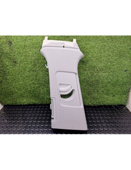 [101564] GUARNECIDO PILAR IZQUIERDO - AUDI Q7 (4M) (01/2015 - 12/2019)