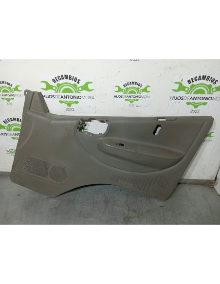 [105729] GUARNECIDO PUERTA DELANTERA DERECHA - RENAULT MAXITY (01/2007 - 01/2011)