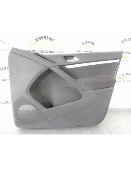 [98742] GUARNECIDO PUERTA DELANTERA DERECHA - VOLKSWAGEN TIGUAN