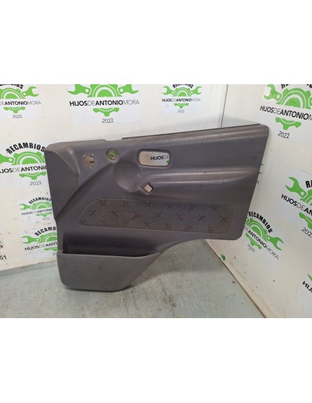 [101906] GUARNECIDO PUERTA DELANTERA DERECHA - NISSAN ATLEON