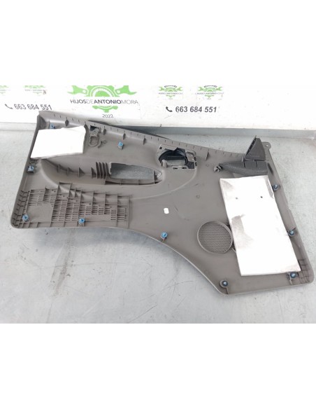 [102637] GUARNECIDO PUERTA DELANTERA DERECHA - NISSAN CABSTAR -09.06 (01/2006 - 12/2013)