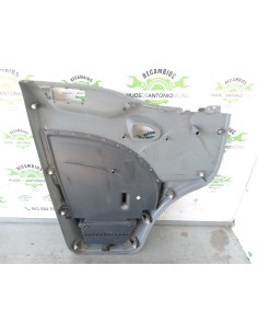 [105103] GUARNECIDO PUERTA DELANTERA DERECHA - IVECO...