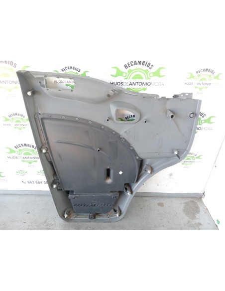 [105103] GUARNECIDO PUERTA DELANTERA DERECHA - IVECO DAILY CAJA CERRADA