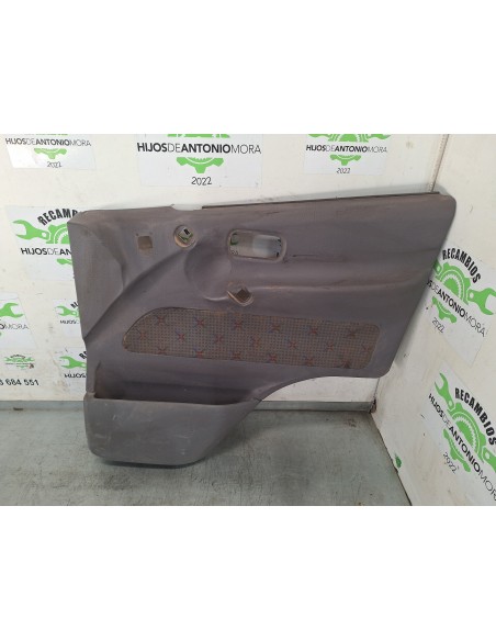 [105286] GUARNECIDO PUERTA DELANTERA DERECHA - NISSAN ATLEON