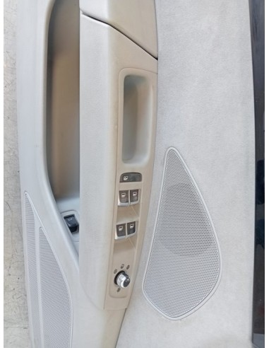 [101743] GUARNECIDO PUERTA DELANTERA IZQUIERDA...