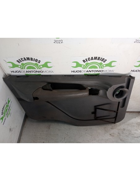 [104456] GUARNECIDO PUERTA DELANTERA IZQUIERDA - SCANIA SERIE 4 (P/R 94 G) (01/1996 - 01/2004)