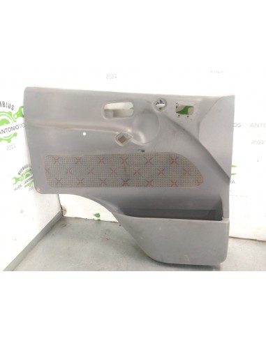 [105272] GUARNECIDO PUERTA DELANTERA IZQUIERDA...
