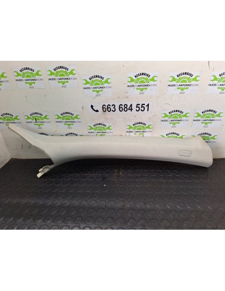 [103993] GUARNECIDO SUPERIOR DERECHO - AUDI A4 BERLINA (B5) (01/1999 - 01/2000)