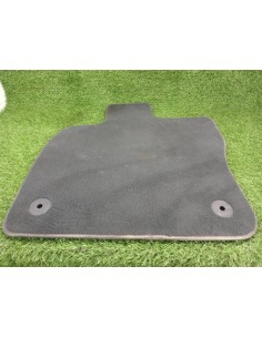 [96410] JUEGO ALFOMBRAS INTEROR - AUDI Q2 (GAB) 2