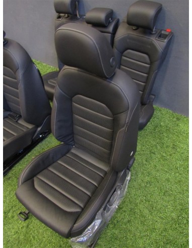[93600] JUEGO ASIENTOS COMPLETO - VOLKSWAGEN...