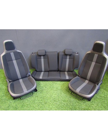 [94089] JUEGO ASIENTOS COMPLETO - VOLKSWAGEN UP! (122) (01/2016 - 12/2018)