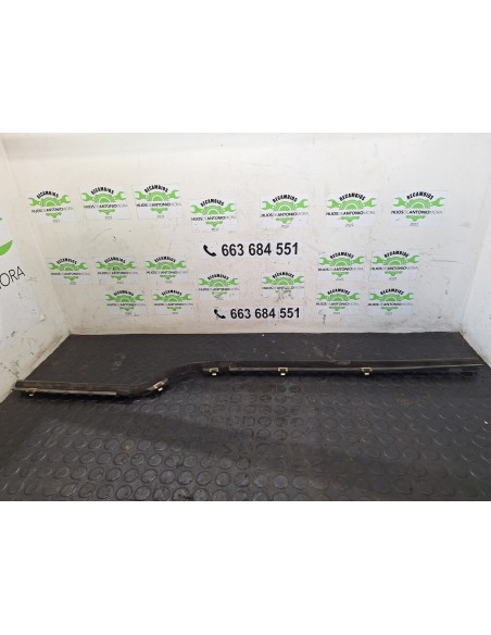 [105350] LAMELUNAS DELANTERO IZQUIERDO - NISSAN CABSTAR E (01/2002 - 12/2003)