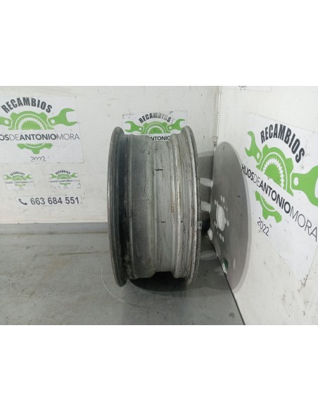 [105571] LLANTA - IVECO DAILY CAJA CERRADA
