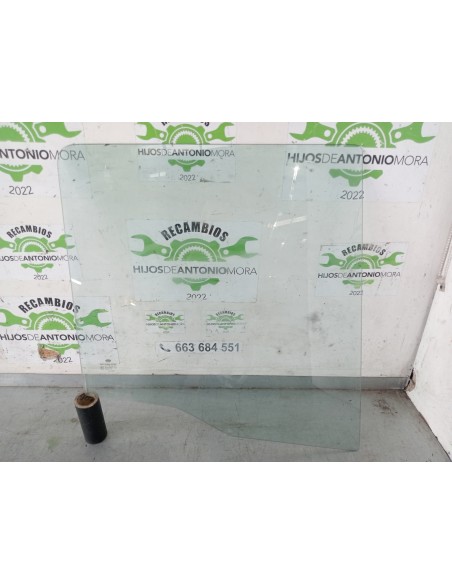 [105230] LUNA DELANTERA DERECHA - NISSAN ATLEON