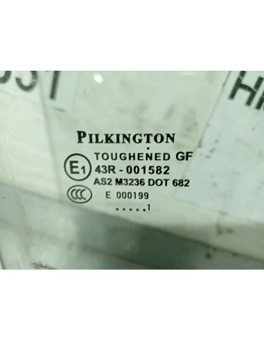 [105727] LUNA DELANTERA DERECHA - RENAULT...