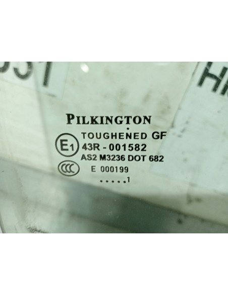 [105727] LUNA DELANTERA DERECHA - RENAULT MAXITY (01/2007 - 01/2011)